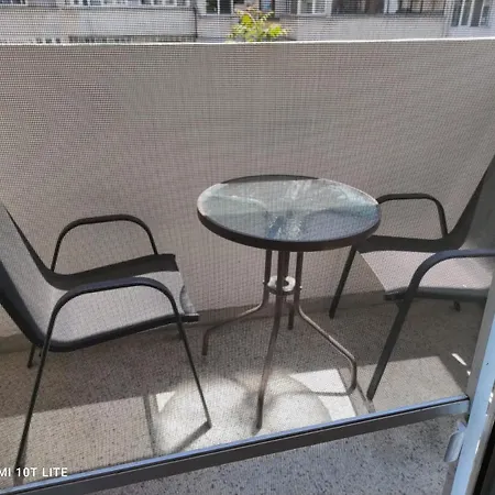 Apartment Двустаен Апартамент За Гости На Град Бургас *
